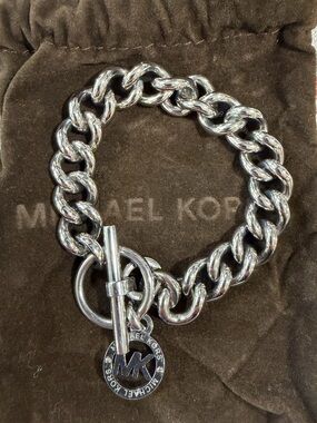 Michael Kors Polished Silver Link Toggle Bracelet